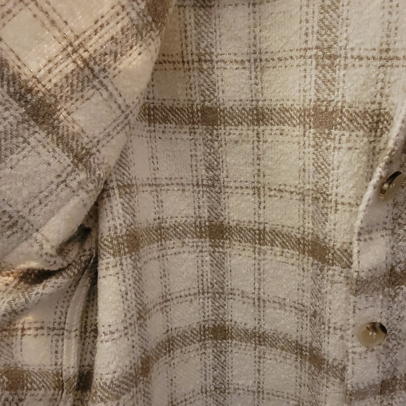 Plaid Button-Up Shacket - Picture 5 of 5
